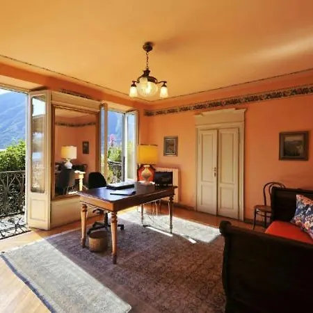 Sleeps 9 * Sala Comacina